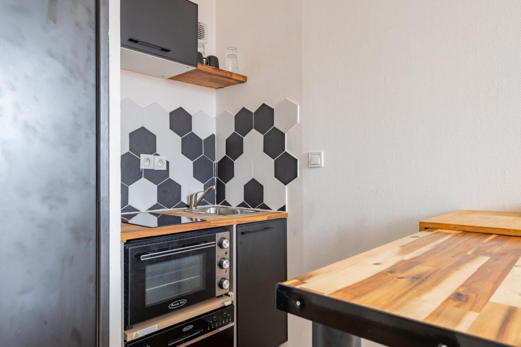 Apartmán Charlemagne - Studio Confortable Avec Parking Gratuit - Quelques Pas De La Gare, Cuisine, Wifi Arras Exteriér fotografie