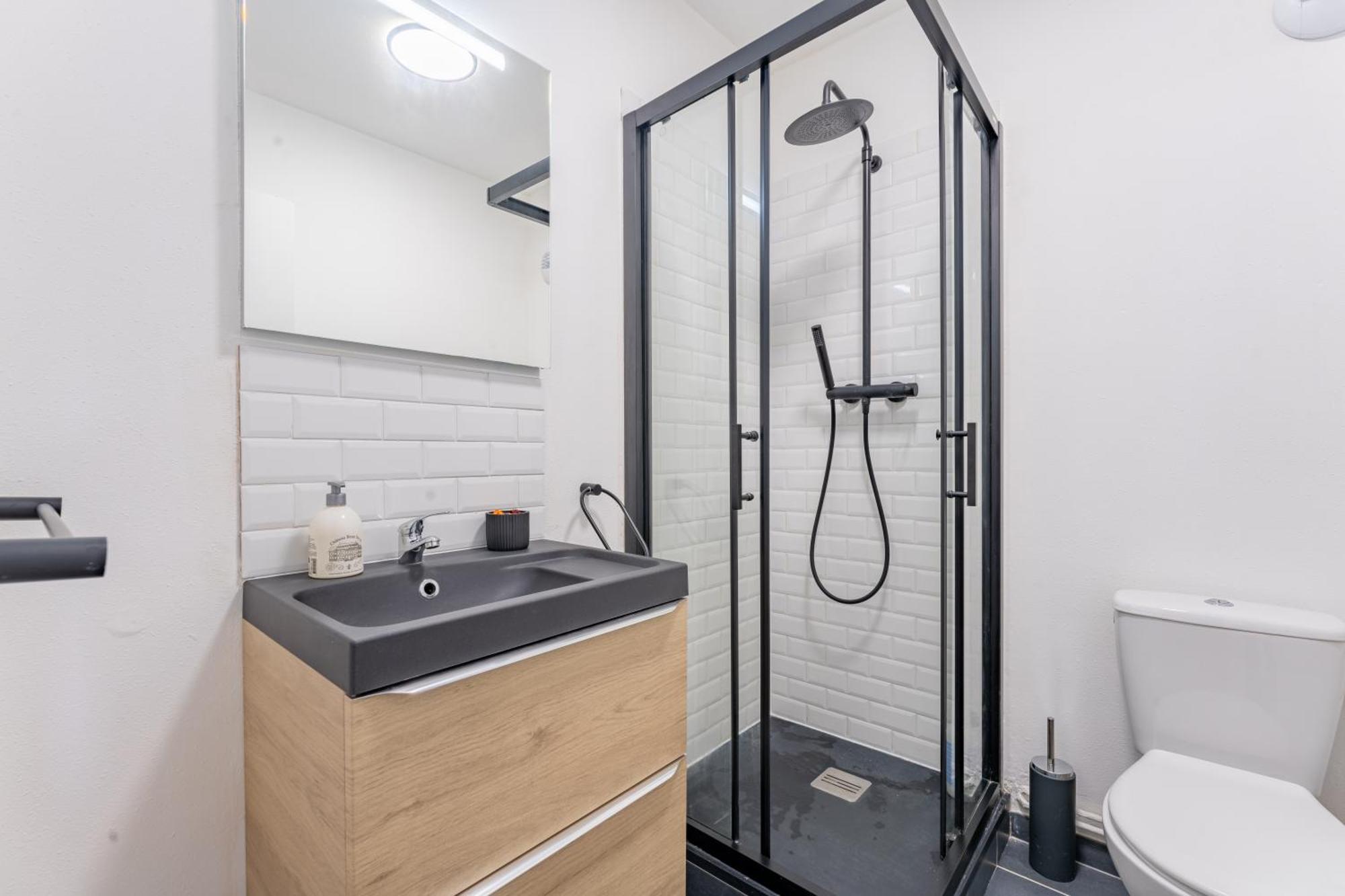 Apartmán Charlemagne - Studio Confortable Avec Parking Gratuit - Quelques Pas De La Gare, Cuisine, Wifi Arras Exteriér fotografie