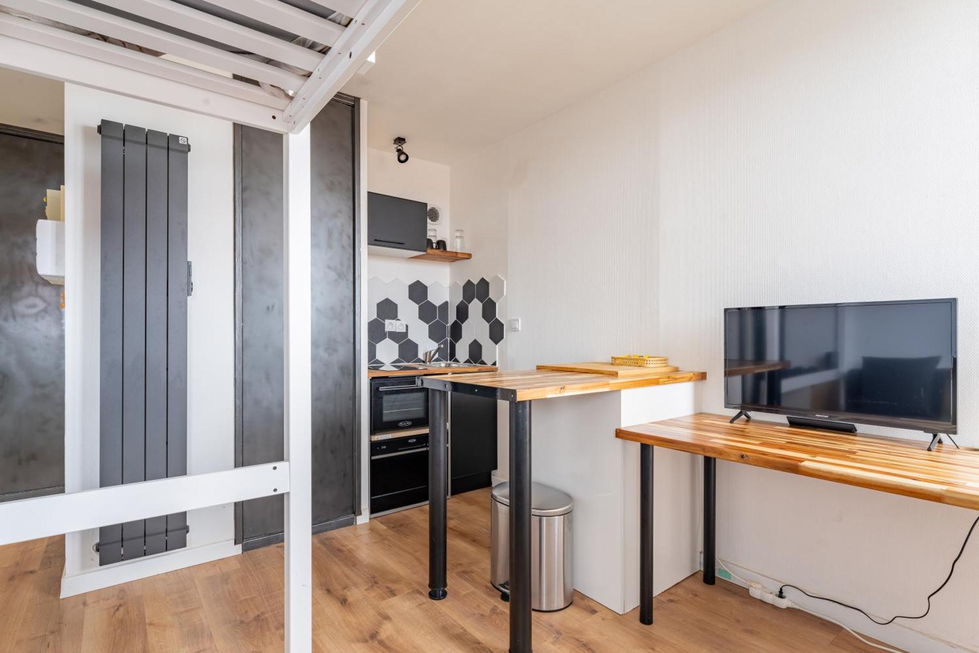 Apartmán Charlemagne - Studio Confortable Avec Parking Gratuit - Quelques Pas De La Gare, Cuisine, Wifi Arras Exteriér fotografie