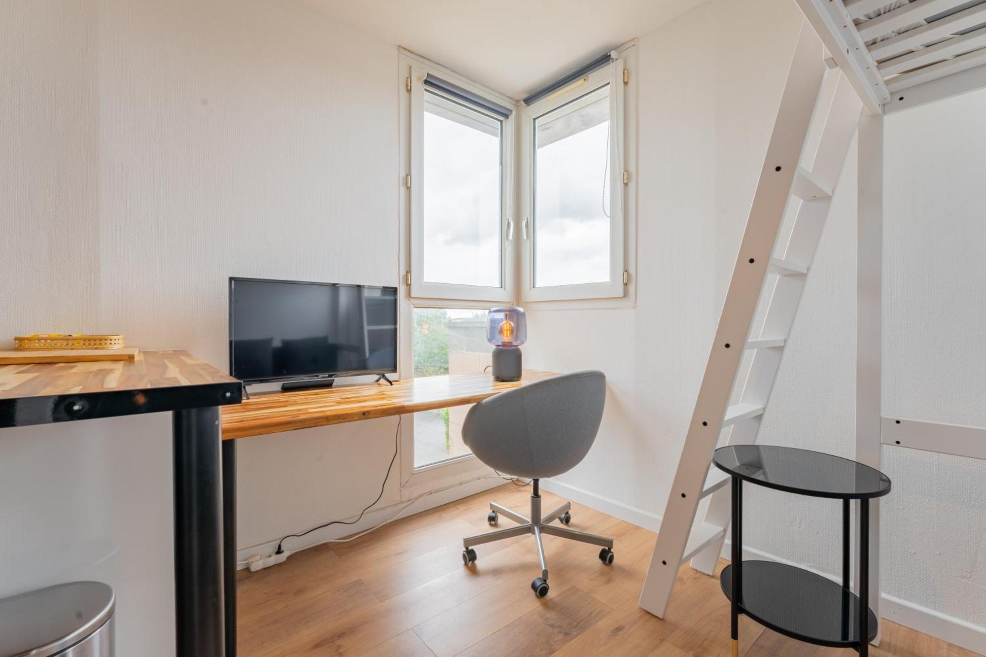 Apartmán Charlemagne - Studio Confortable Avec Parking Gratuit - Quelques Pas De La Gare, Cuisine, Wifi Arras Exteriér fotografie